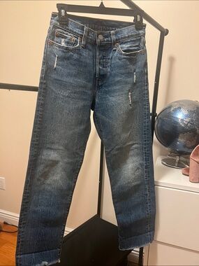 Signature by Levi Strauss High-Rise Distressed Blue Jeans